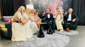 Wahnsinn by Elke Bauer - Wir24